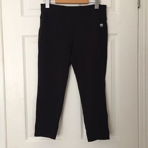 Roots Black Capri Leggings